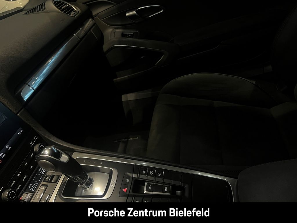 Porsche Boxster 2024