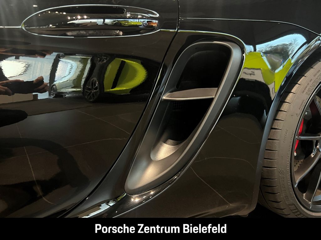 Porsche Boxster 2024