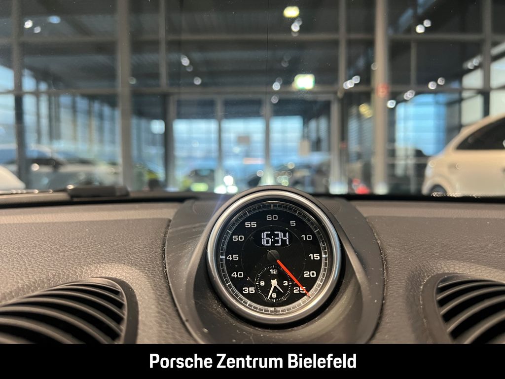 Porsche Boxster 2024