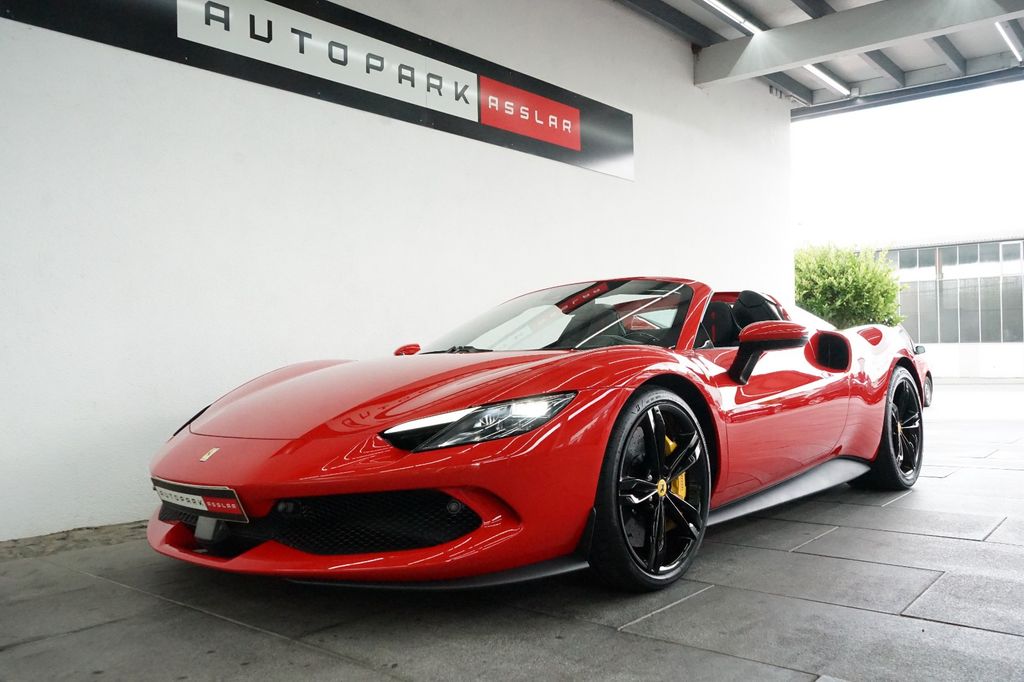 Ferrari 296 GTS 2025