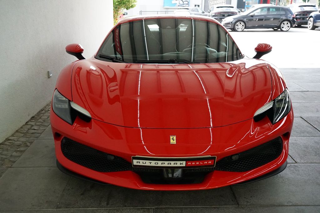 Ferrari 296 GTS 2025