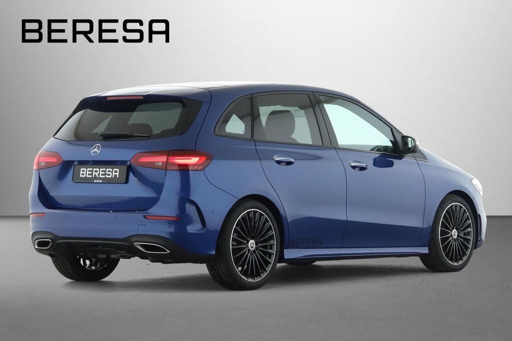 Mercedes-Benz B 220 2025
