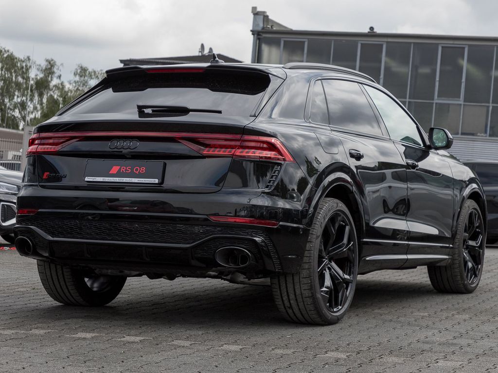 Audi RSQ8 2024