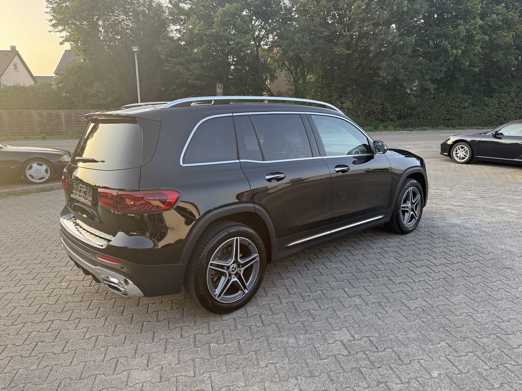 Mercedes-Benz GLB 180 2025