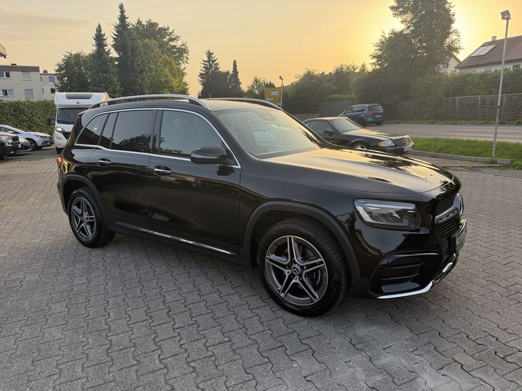 Mercedes-Benz GLB 180 2025