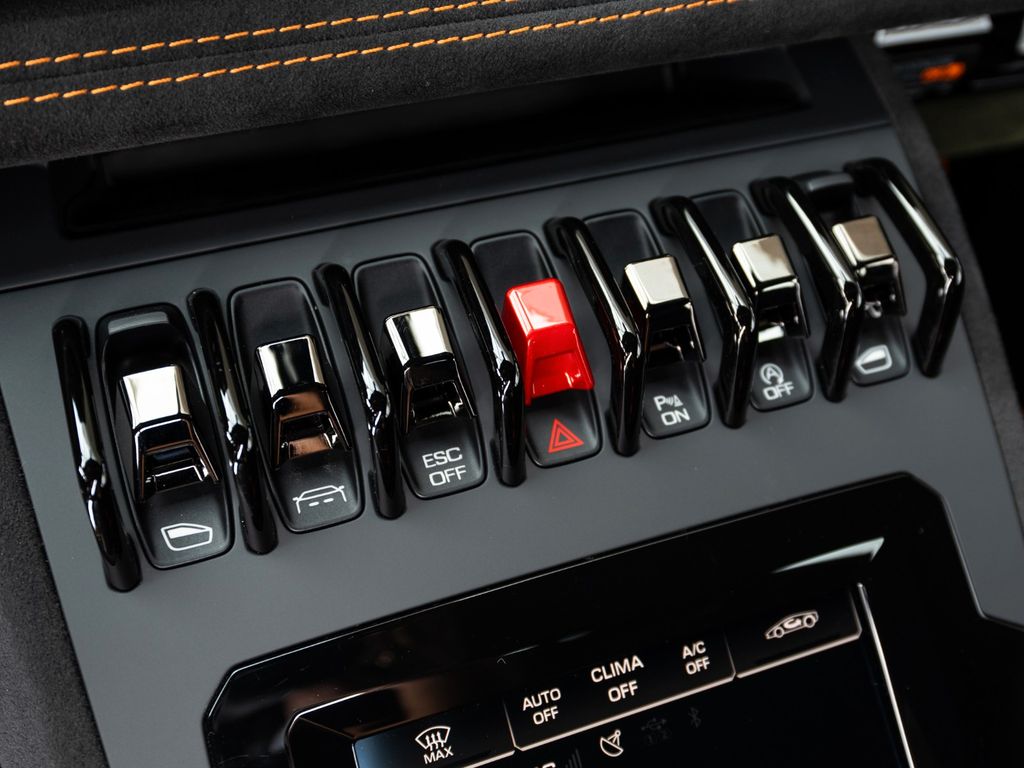 Lamborghini Huracán 2024