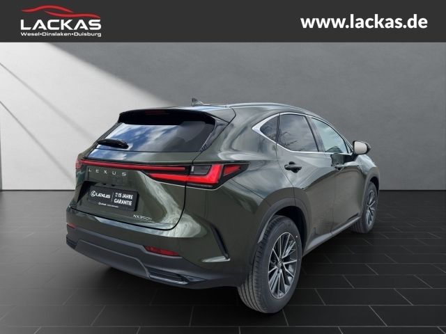 Lexus NX 350h 2025
