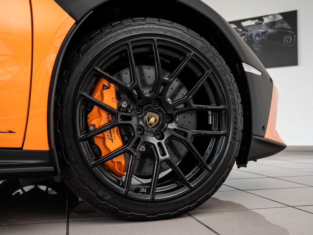 Lamborghini Huracán 2024