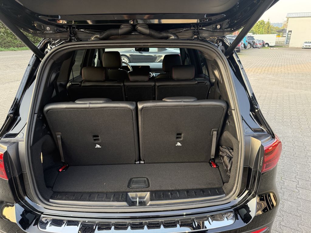 Mercedes-Benz GLB 180 2025