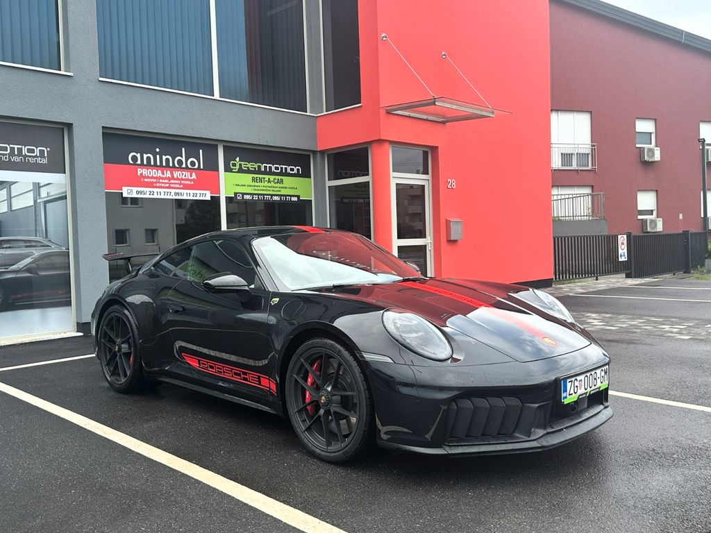 Porsche 911 2025