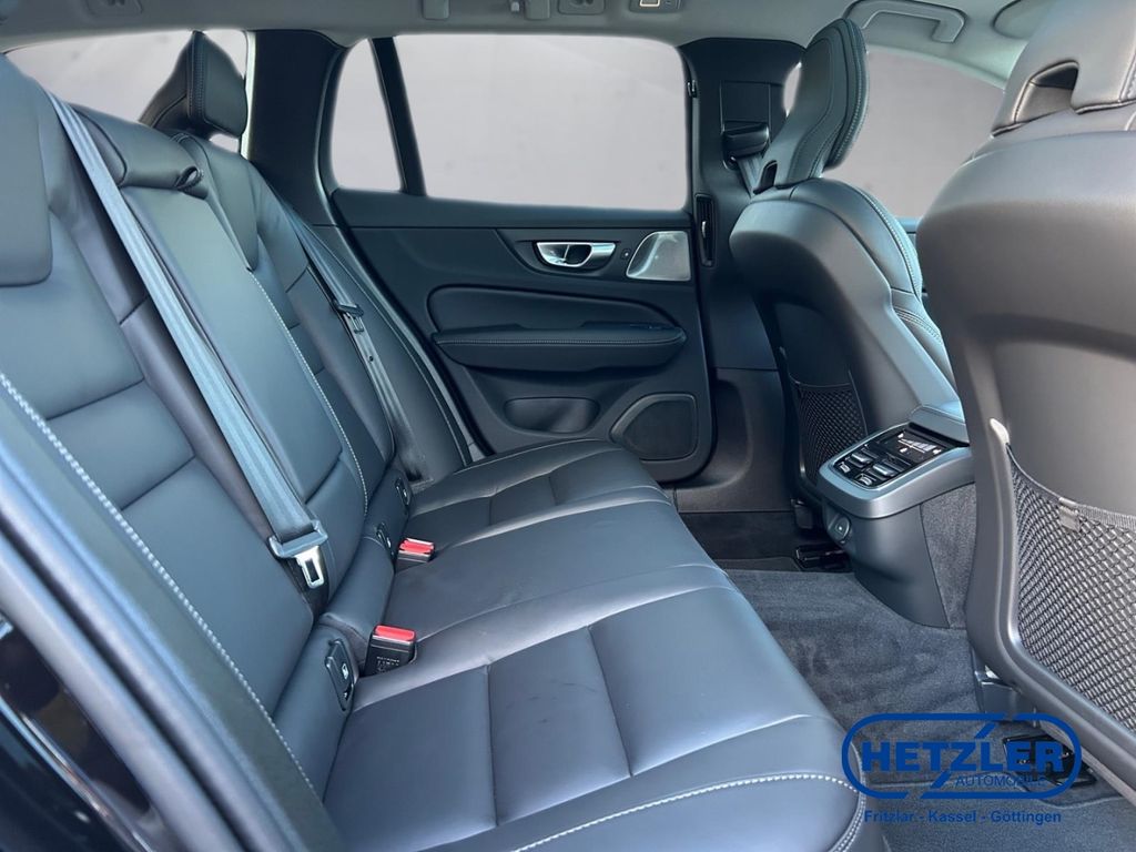 Volvo V60 Cross Country 2024