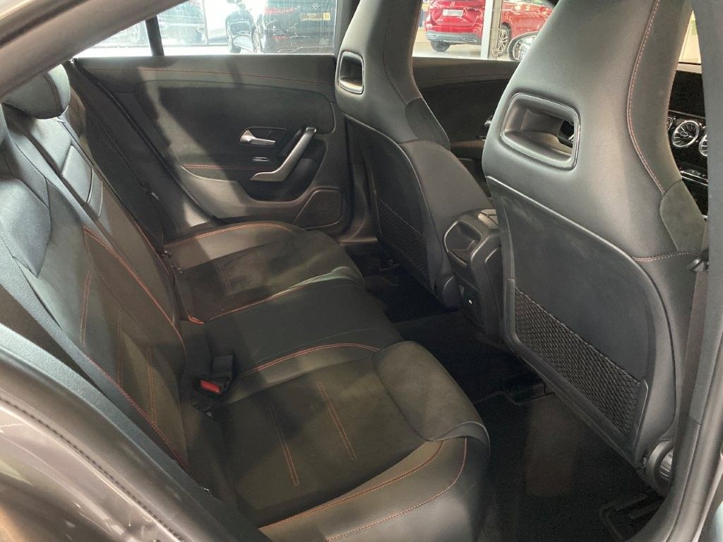Mercedes-Benz CLA 200 2024