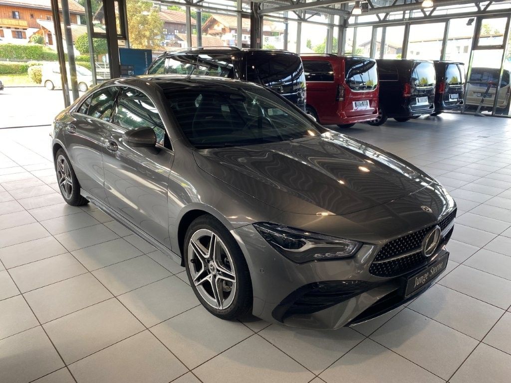 Mercedes-Benz CLA 200 2024