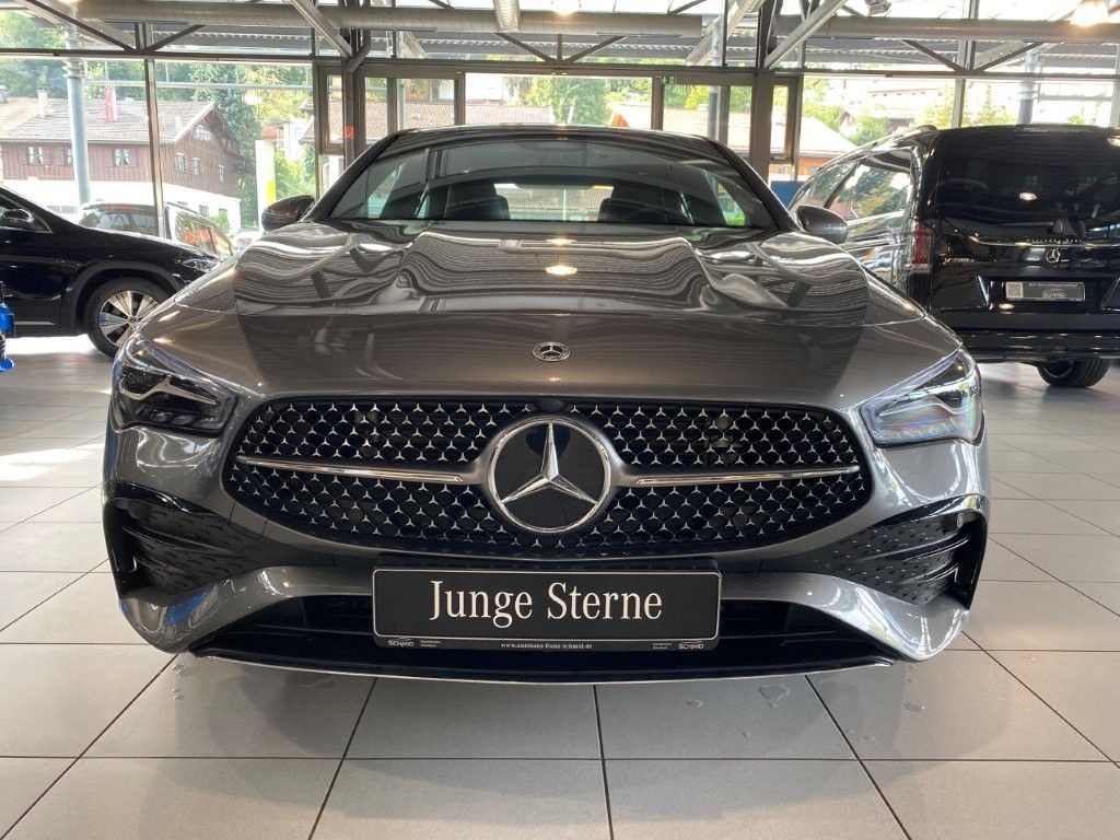 Mercedes-Benz CLA 200 2024