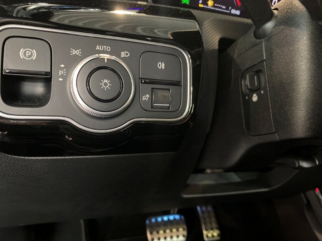 Mercedes-Benz CLA 200 2024