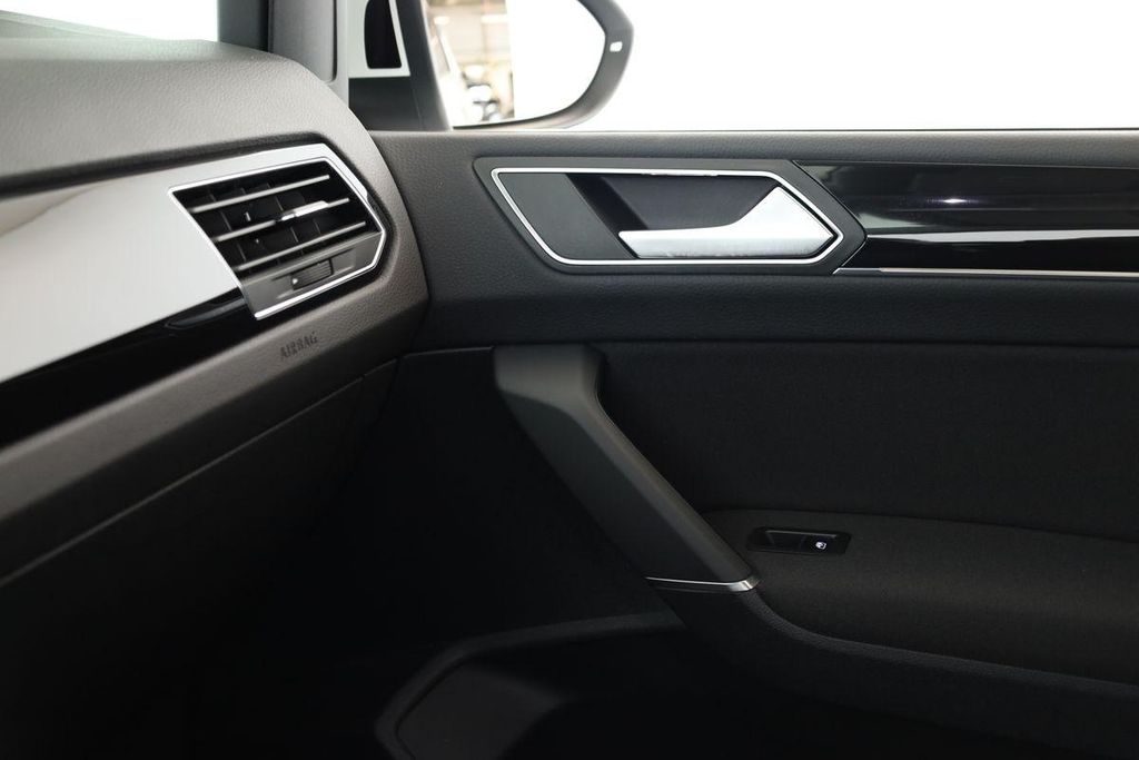 Volkswagen Touran 2025