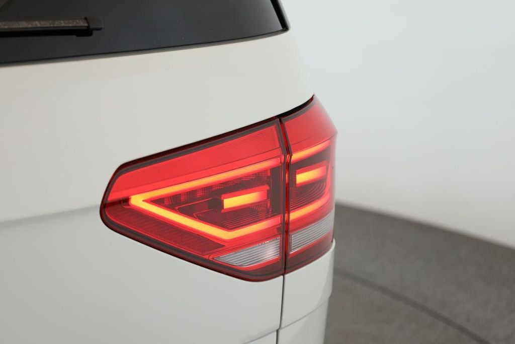 Volkswagen Touran 2025