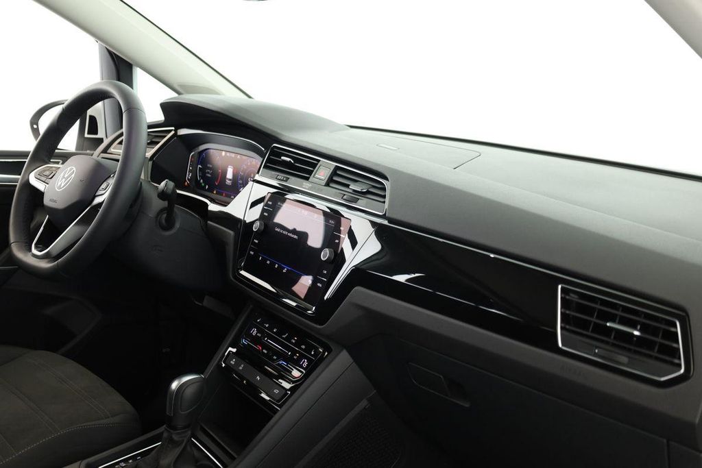 Volkswagen Touran 2025