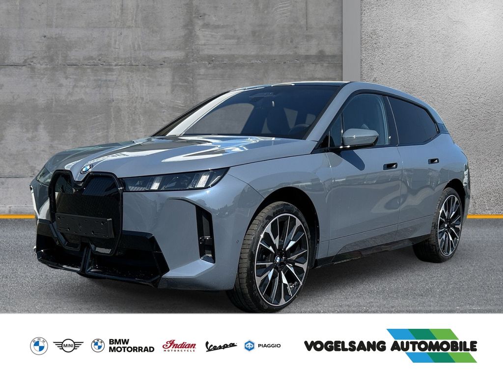 BMW iX 2025