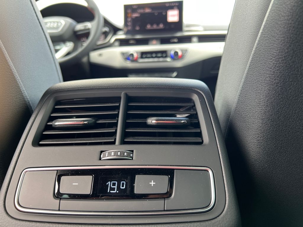 Audi A4 2025