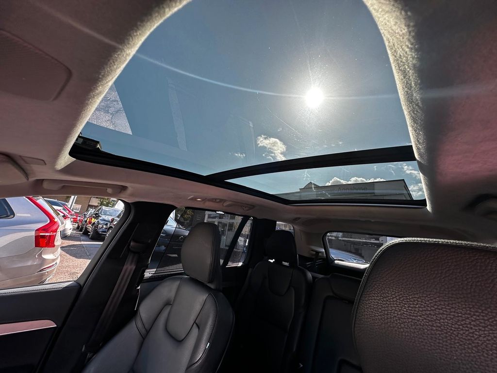 Volvo XC90 2022