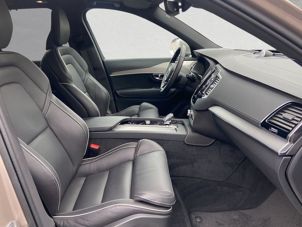 Volvo XC90 2024