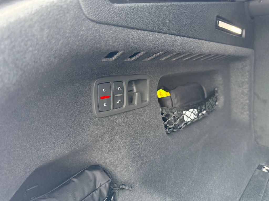 Audi RSQ8 2025