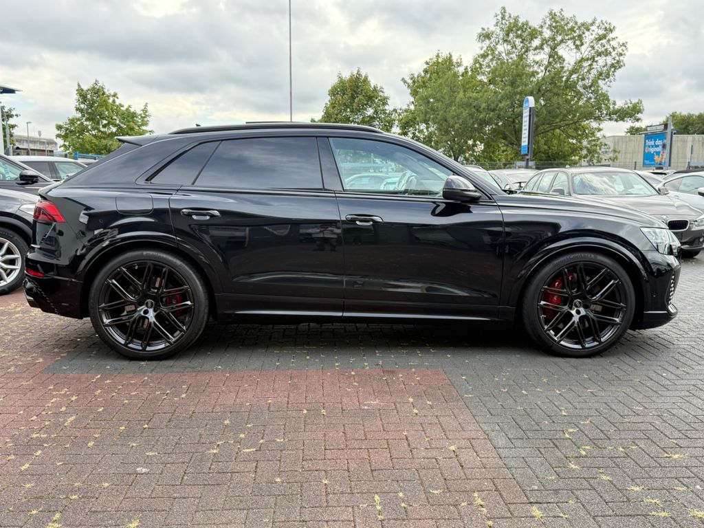 Audi RSQ8 2025
