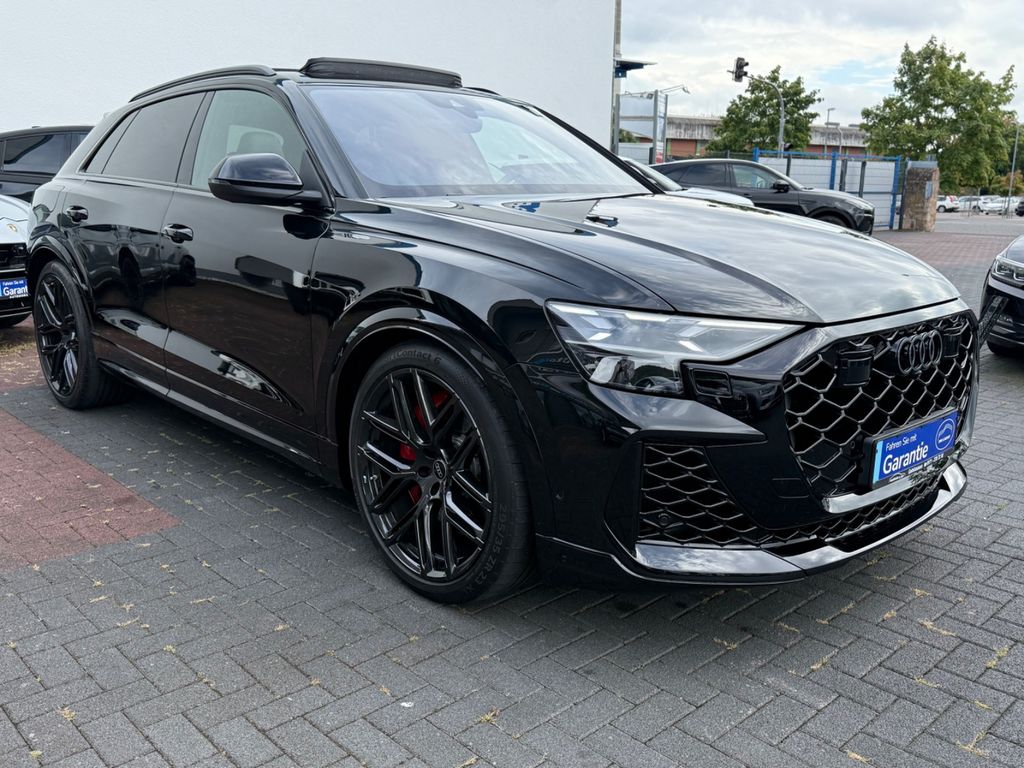 Audi RSQ8 2025