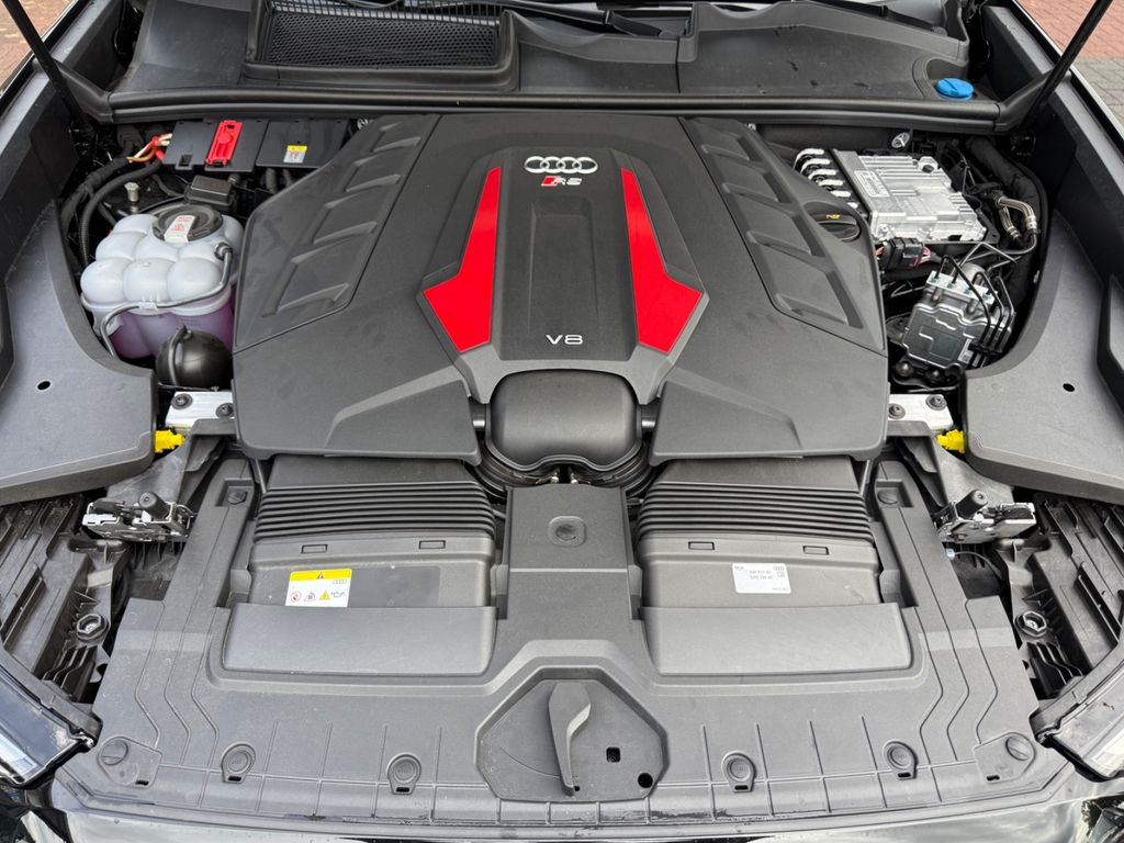 Audi RSQ8 2025