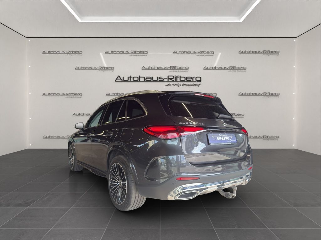 Mercedes-Benz GLC 300 2023