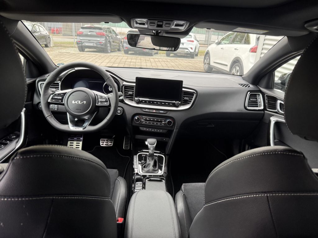 Kia pro cee'd / ProCeed 2025