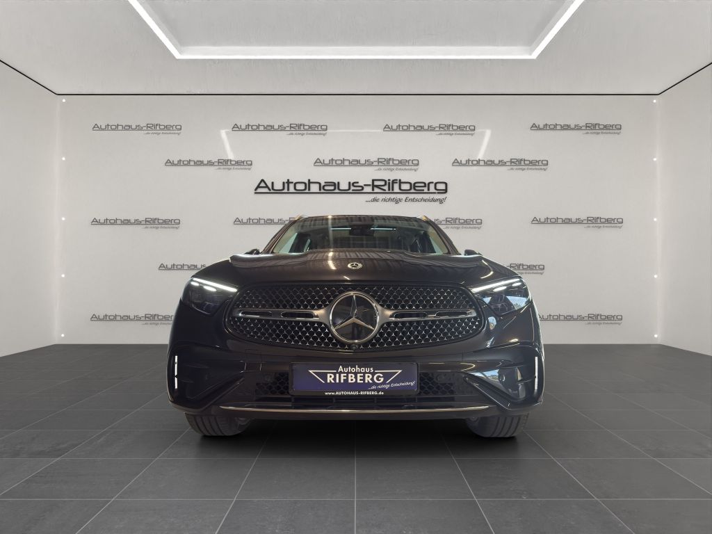 Mercedes-Benz GLC 300 2023