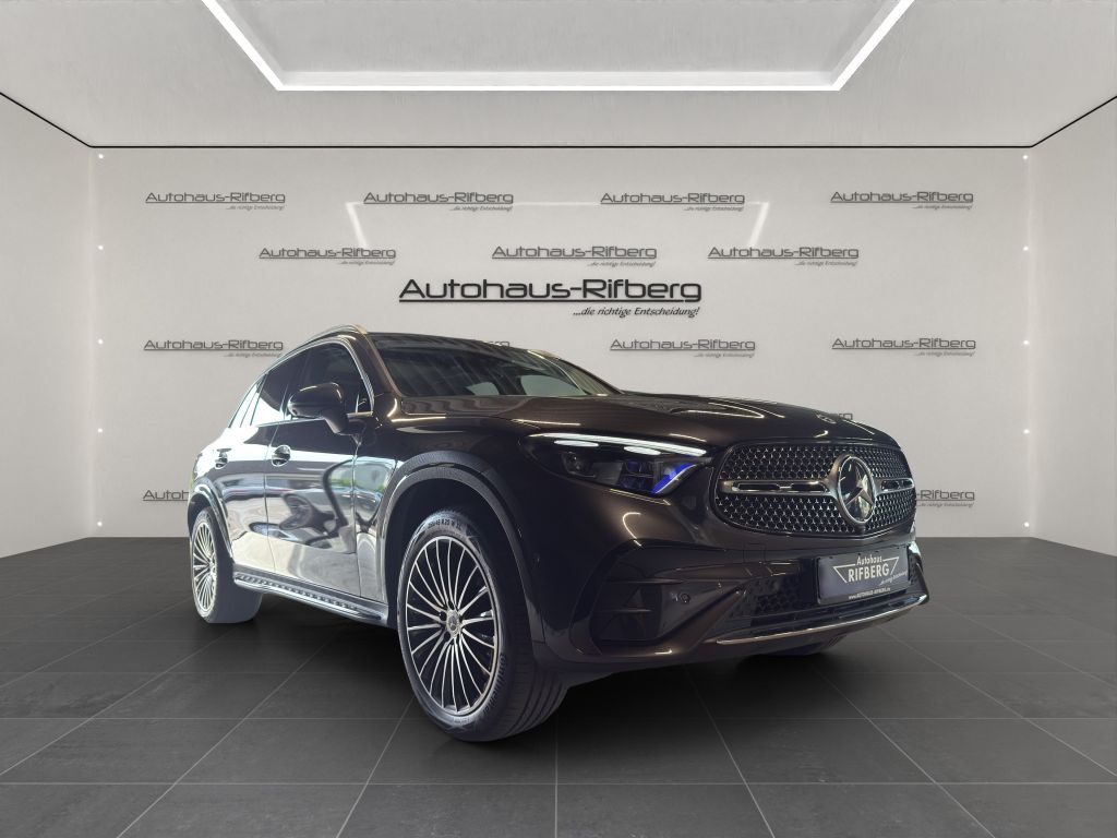 Mercedes-Benz GLC 300 2023