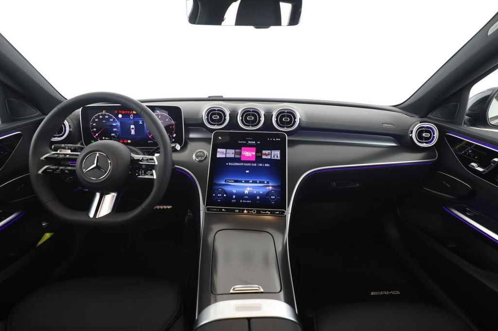 Mercedes-Benz C 220 2025