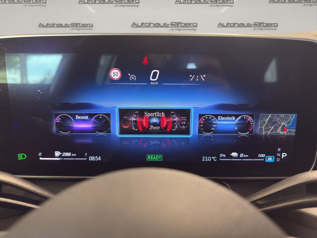 Mercedes-Benz GLC 300 2023