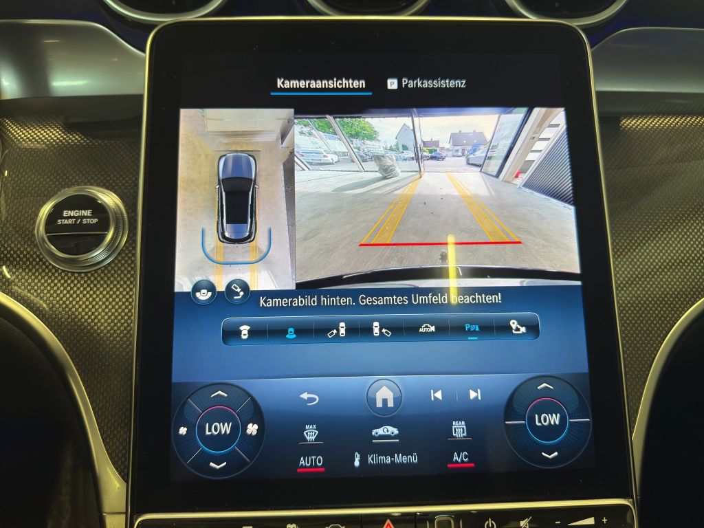 Mercedes-Benz GLC 300 2023