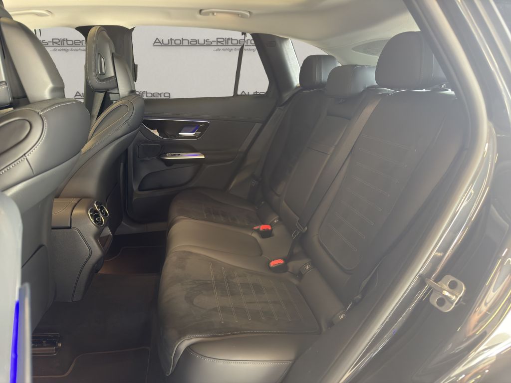 Mercedes-Benz GLC 300 2023