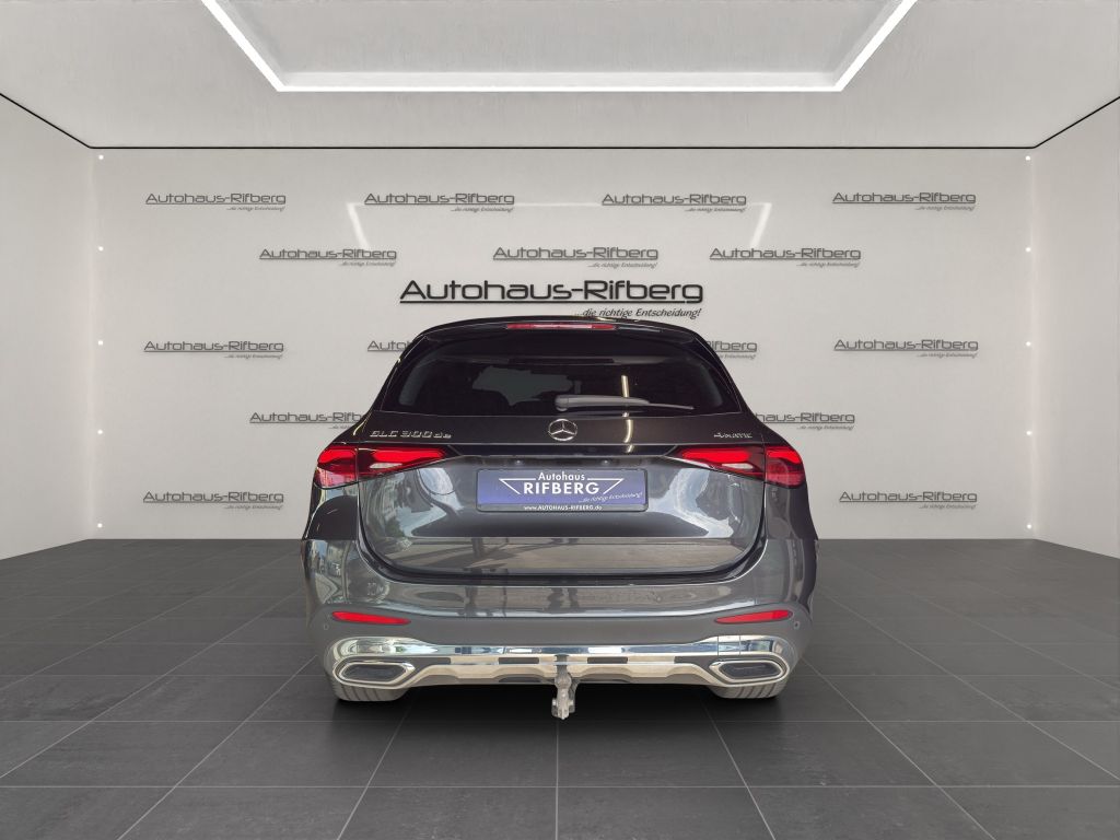 Mercedes-Benz GLC 300 2023