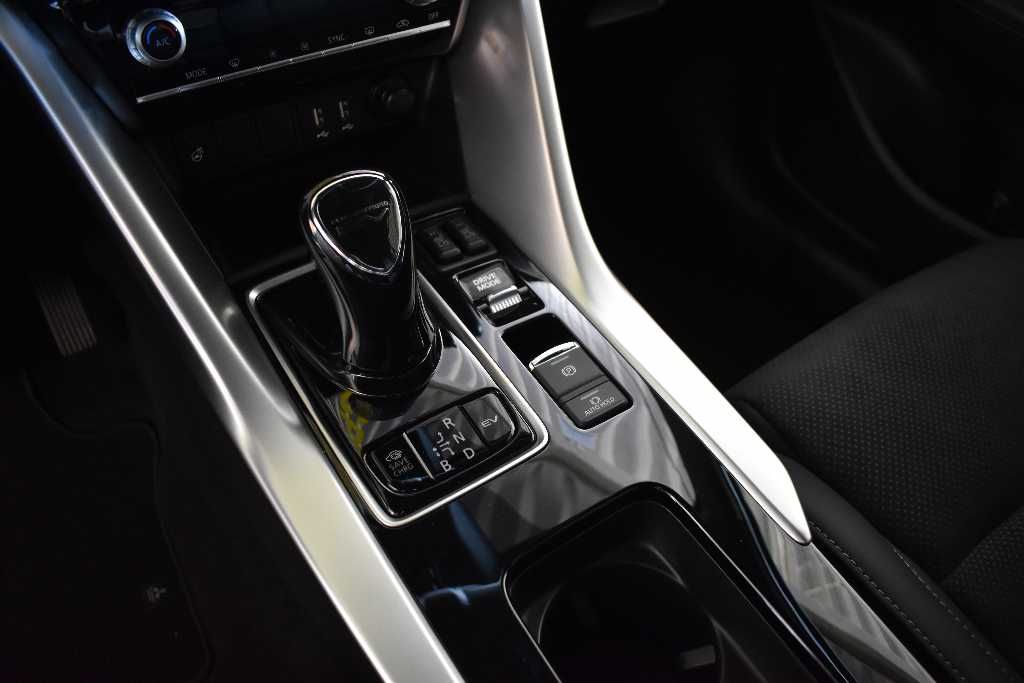 Mitsubishi Eclipse Cross 2025