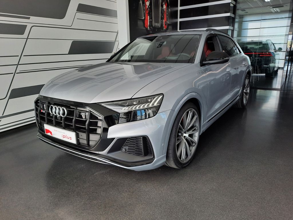 Audi SQ8 2021