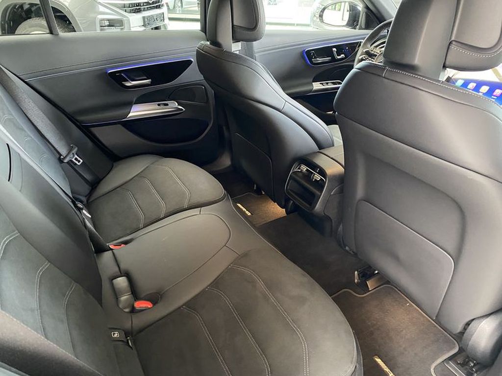 Mercedes-Benz E 300 2024