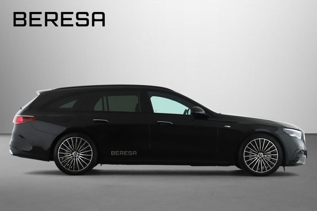 Mercedes-Benz E 300 2025