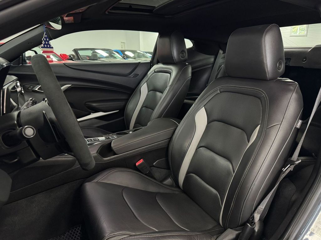 Chevrolet Camaro 2022