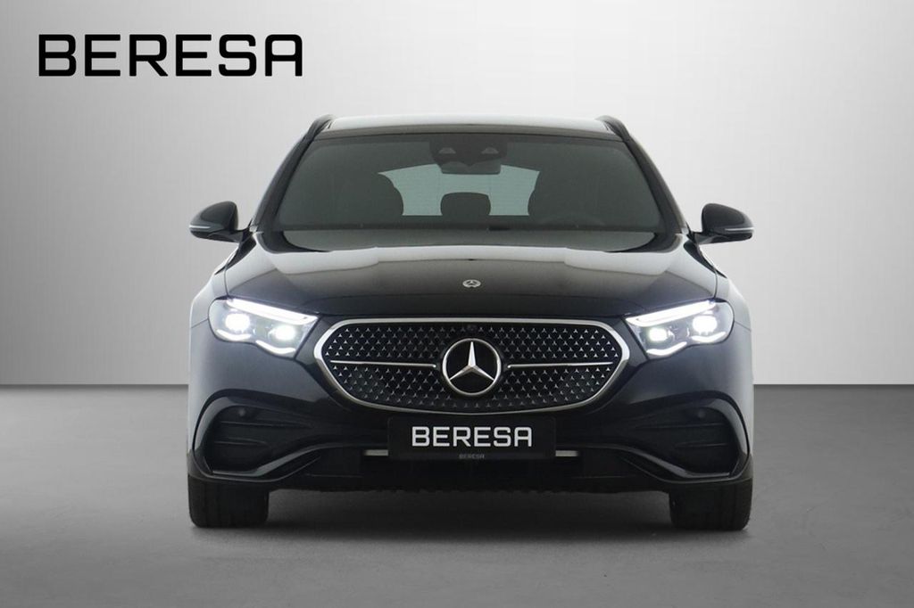 Mercedes-Benz E 300 2025