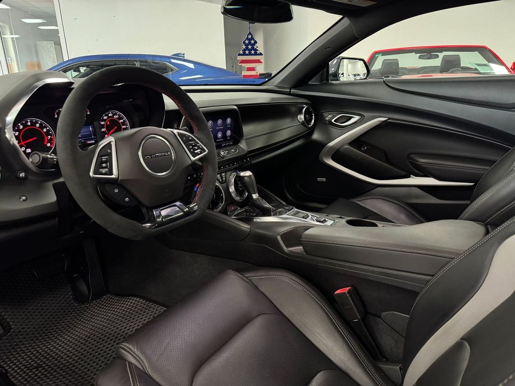 Chevrolet Camaro 2022