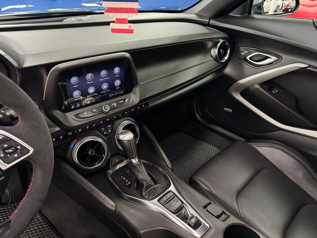 Chevrolet Camaro 2022