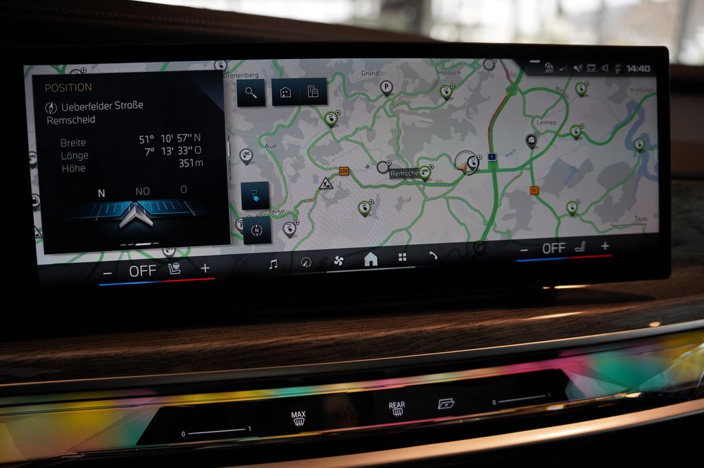 BMW i7 2025