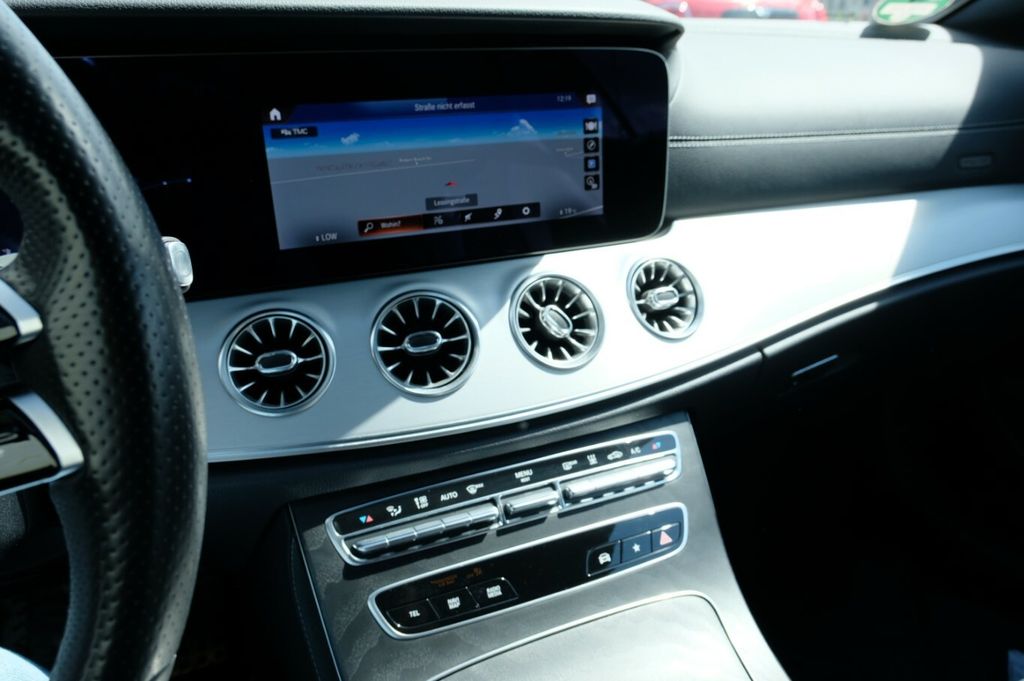 Mercedes-Benz E 220 2022