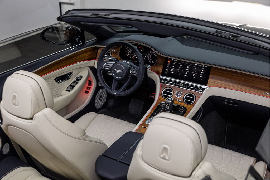 Bentley Continental GTC